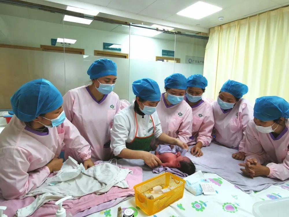 涉县妇婴监护型护送